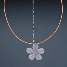 Load image into Gallery viewer, Necklace Choker Flower
