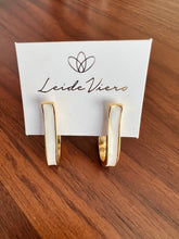 Load image into Gallery viewer, Earrings Golden Music Note
