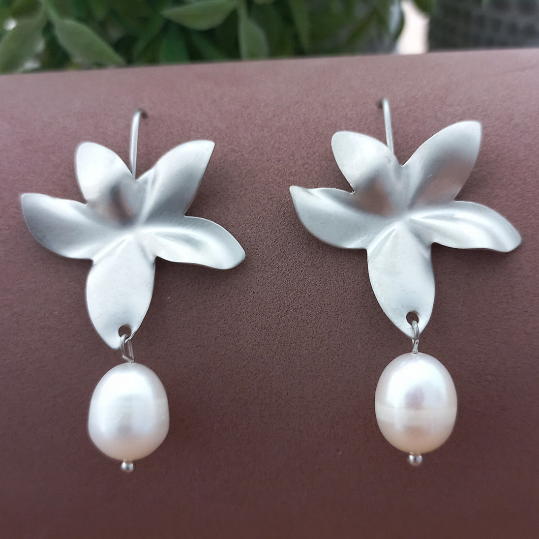 Earrings Flower Pearl