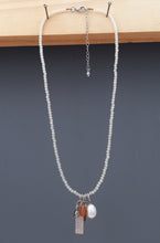 Load image into Gallery viewer, Necklace Crystal Patua
