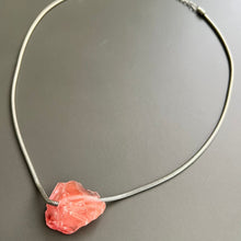 Load image into Gallery viewer, Necklace Rose Natural Stone
