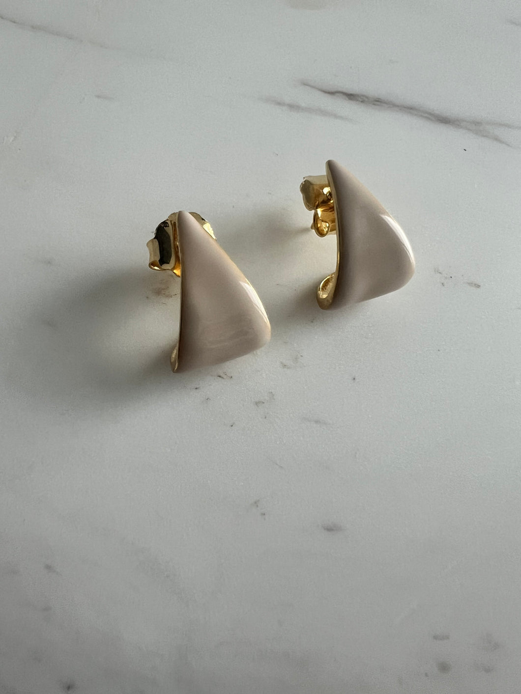 Earrings Triangle Mini