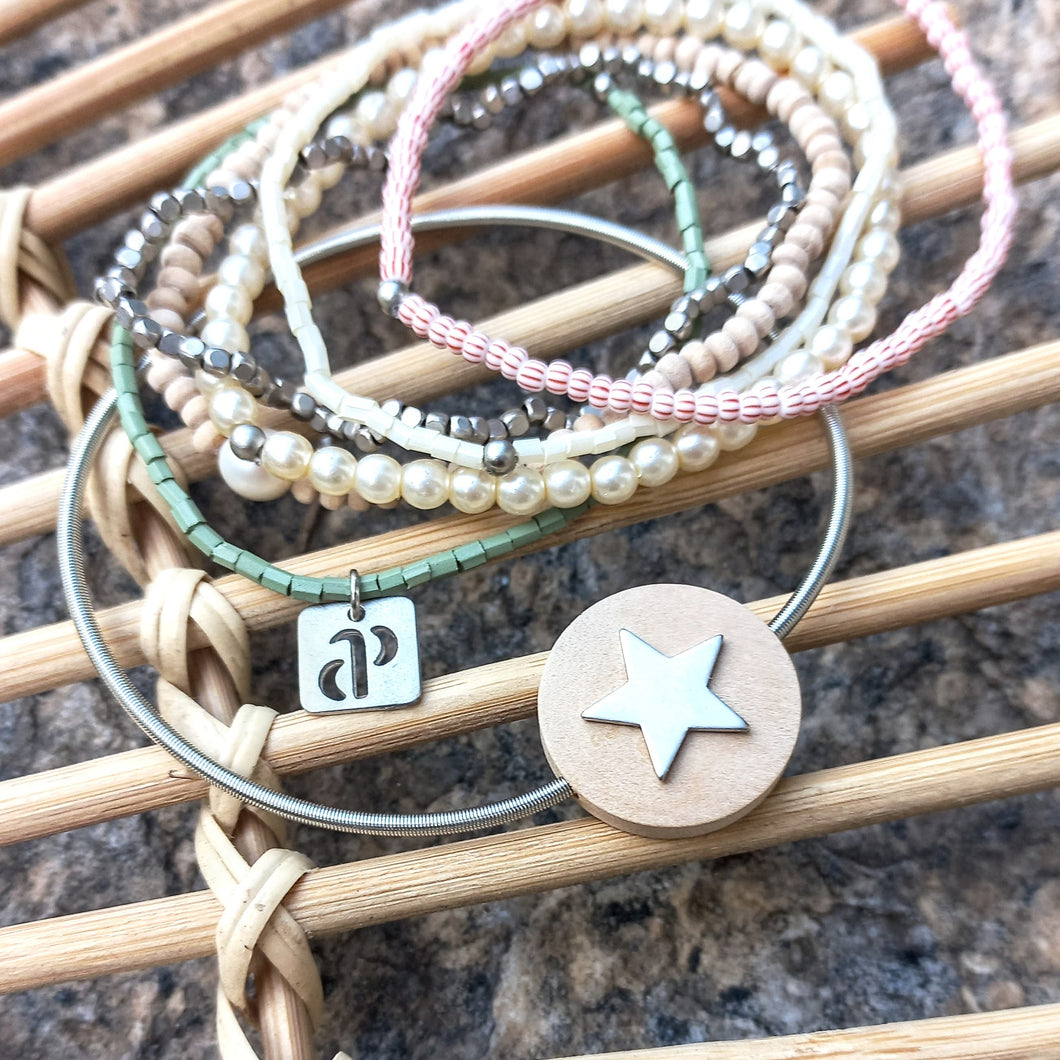 Bracelet Set Star and Wood