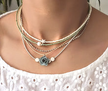 Load image into Gallery viewer, Necklace Set Blue Rose
