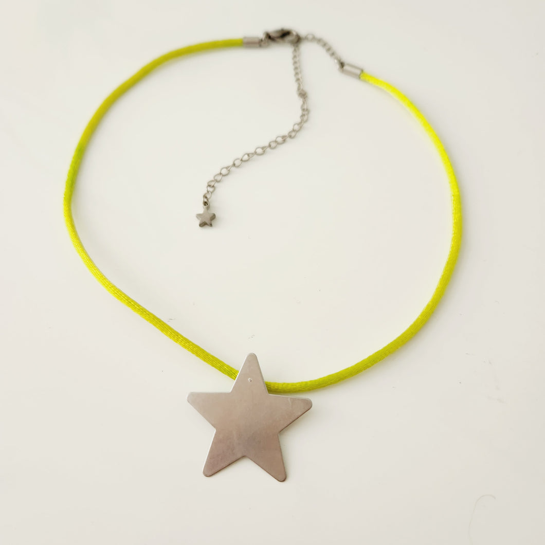Necklace Choker Star Yellow