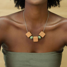 Load image into Gallery viewer, Necklace Cubes Light

