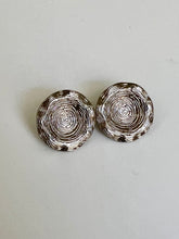 Load image into Gallery viewer, Earrings Round Shape Silver
